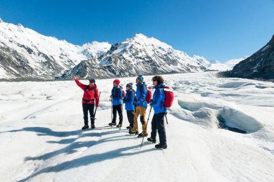 Valentine's Day in Aoraki Mount Cook National Park (Te Wahipounamu)