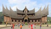 Exceptional Private Tour with Ryan – The Absolute Best First Stop in Indonesia!
