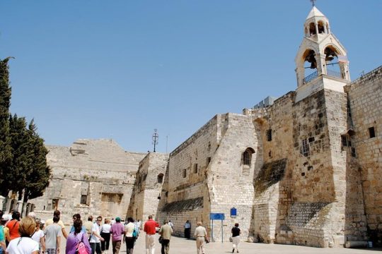 New Year’s Day long weekend in Palestinian Territories