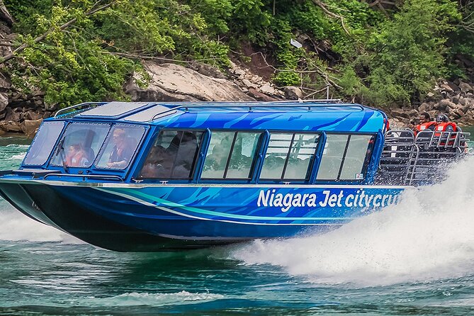 jet boat tour on niagara river