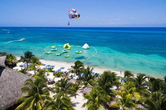 Cinco De Mayo in Cozumel