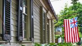 Pleasant walk in old Fredericksburg