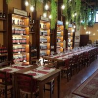 Wine Tasting & Winery Tours