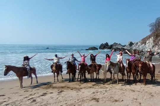 Cinco De Mayo in Zihuatanejo
