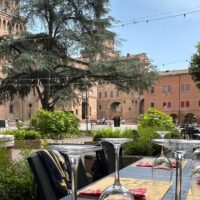 Wine Tasting & Winery Tours