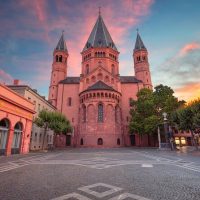 Tours & Sightseeing