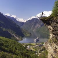 Bus & Minivan Tours