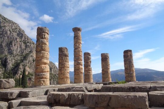 Easter in Delphi