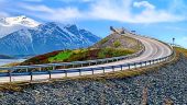 Minibus Atlantic Road Trip